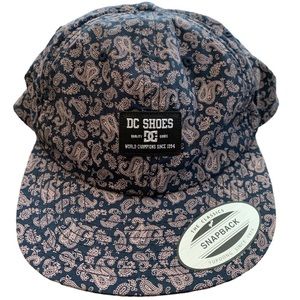 DC Shoes Beat Bomb Lightweight Cotton Blue Paisley Snapback Flat Bill Cap Hat